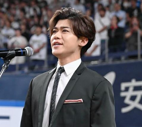 新浜レオンの母親の画像は？ミスコン優勝の真相と顔写真を徹底解説