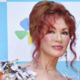 叶恭子がサングラスをかける理由は？外さない本当の理由を解説
